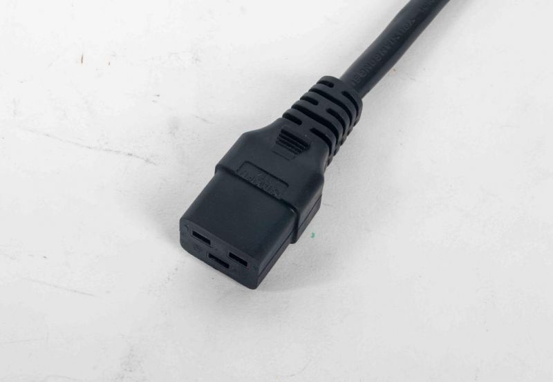 Saso Approval BS1363 British 3 Lead White Black Fused Plug 0.5 0.75 mm IEC C19 Comnector Power Cable