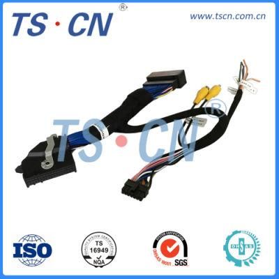Ford-2rcaplugs Into Car T-Harness at Radiopower/4-Spearker