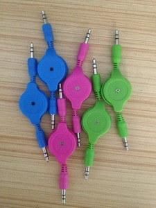 Colorful 3.5DC to 3.5DC Audio Retractable Cable