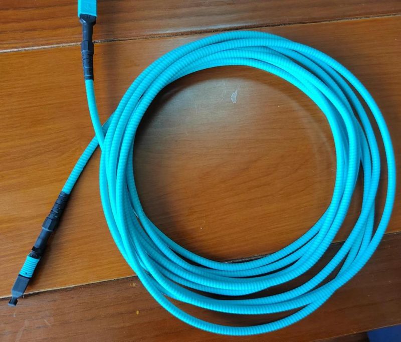 MTP MPO Connecting Interlock Armored Fiber Optic Optical Cable for Indoor Use