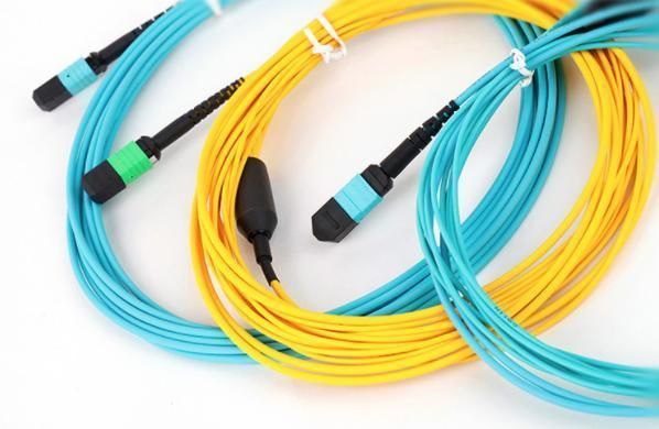 FTTH Sc FC LC St Upc Single Mode Monomodo Fiber Optical Fibra Optica Patch Cords Jumper